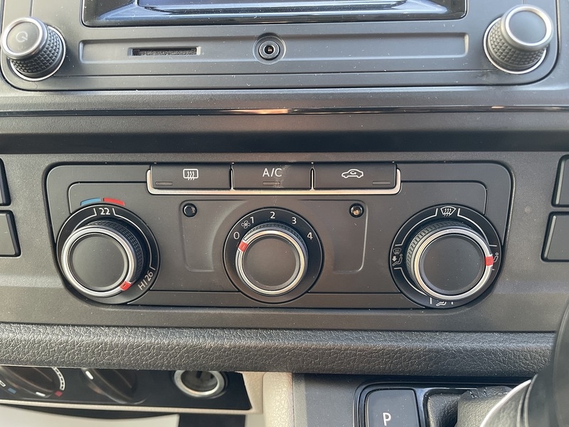 Used Volkswagen Transporter 2017 for sale - 77137337: Photo 15