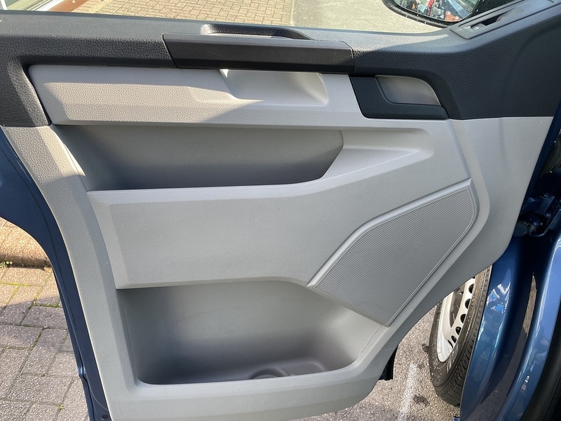 Used Volkswagen Transporter 2017 for sale - 77137337: Photo 19