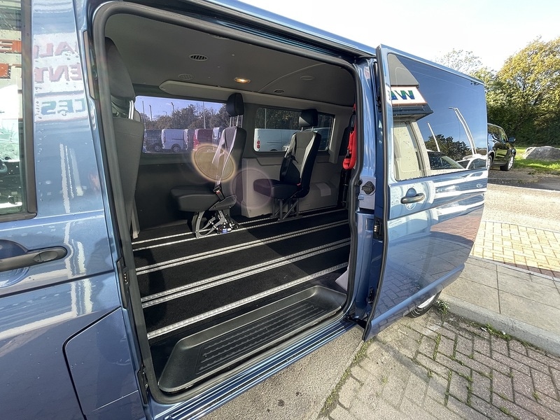 Used Volkswagen Transporter 2017 for sale - 77137337: Photo 21