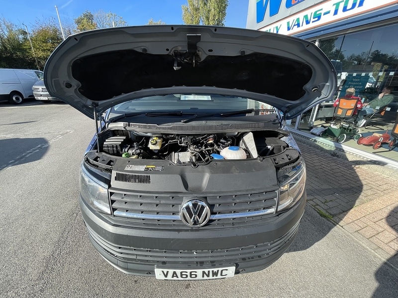 Used Volkswagen Transporter 2017 for sale - 77137337: Photo 28
