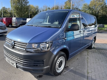 Used Volkswagen Transporter 2017 for sale - 77137337: Photo