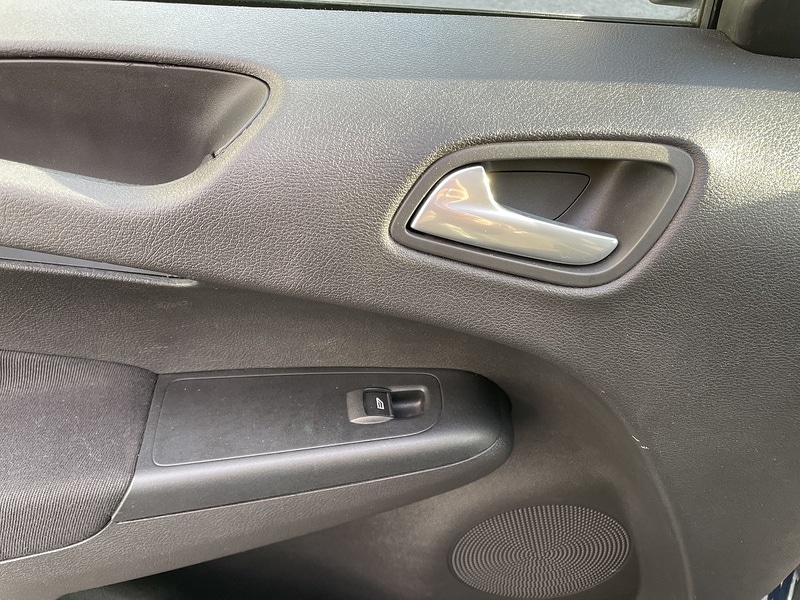 Used Ford Transit Courier 2019 for sale - 77162035: Photo 19