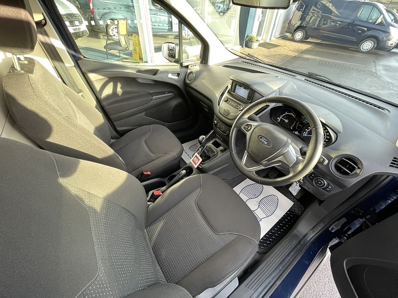 Used Ford Transit Courier 2019 for sale - 77162035: Photo 9