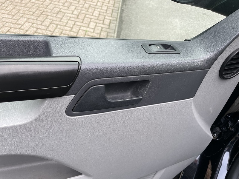 Used Volkswagen Transporter 2014 for sale - 77137350: Photo 21