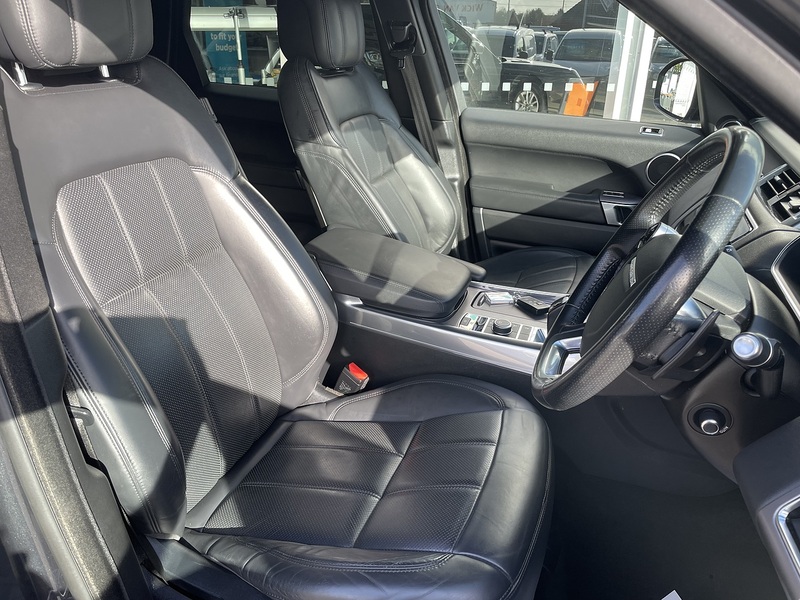 Used Land Rover Range Rover Sport 2019 for sale - 77137320: Photo 19