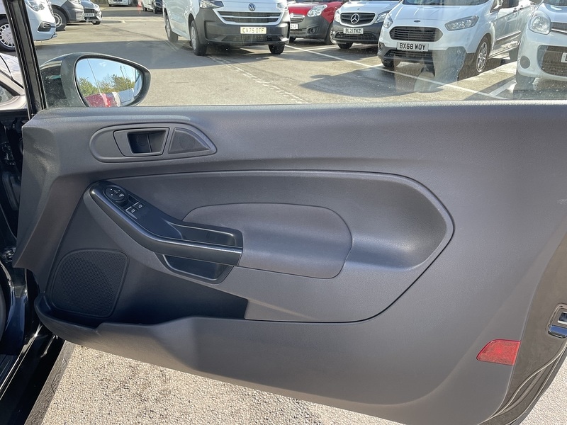 Used Ford Fiesta 2017 for sale - 77137343: Photo 20