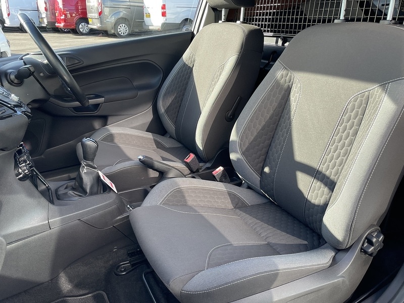 Used Ford Fiesta 2017 for sale - 77137343: Photo 23