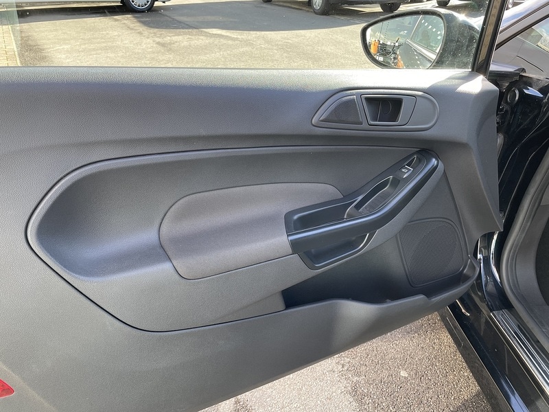 Used Ford Fiesta 2017 for sale - 77137343: Photo 24