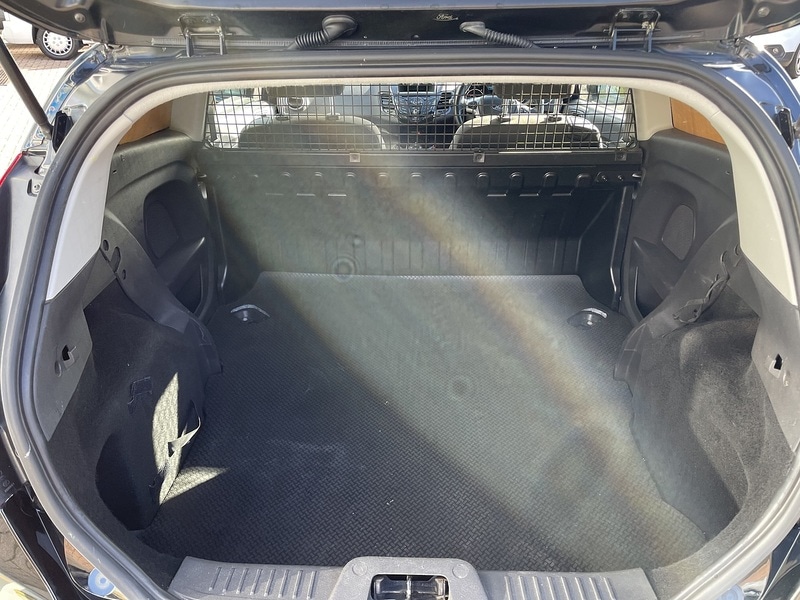 Used Ford Fiesta 2017 for sale - 77137343: Photo 27