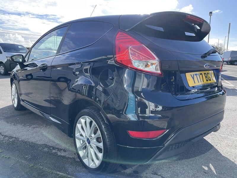 Used Ford Fiesta 2017 for sale - 77137343: Photo 6