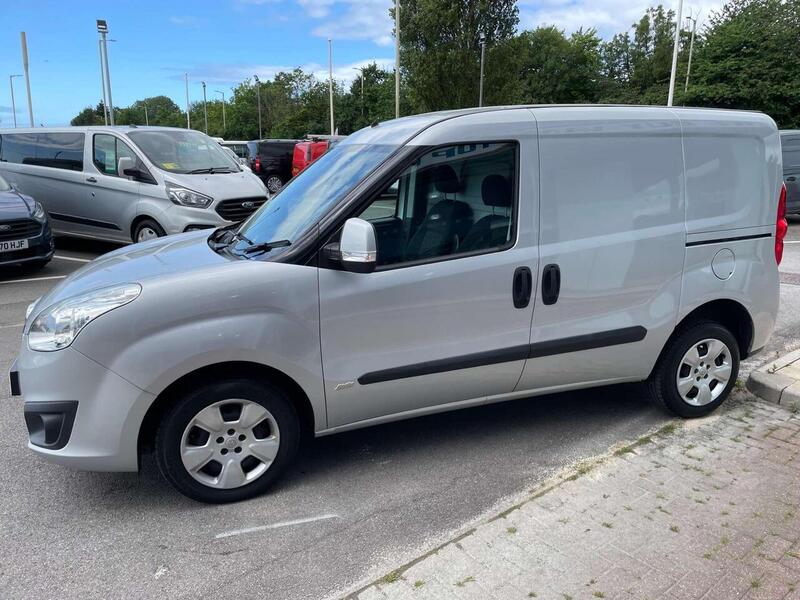 Used Vauxhall Combo 2017 for sale - 77137265: Photo 10