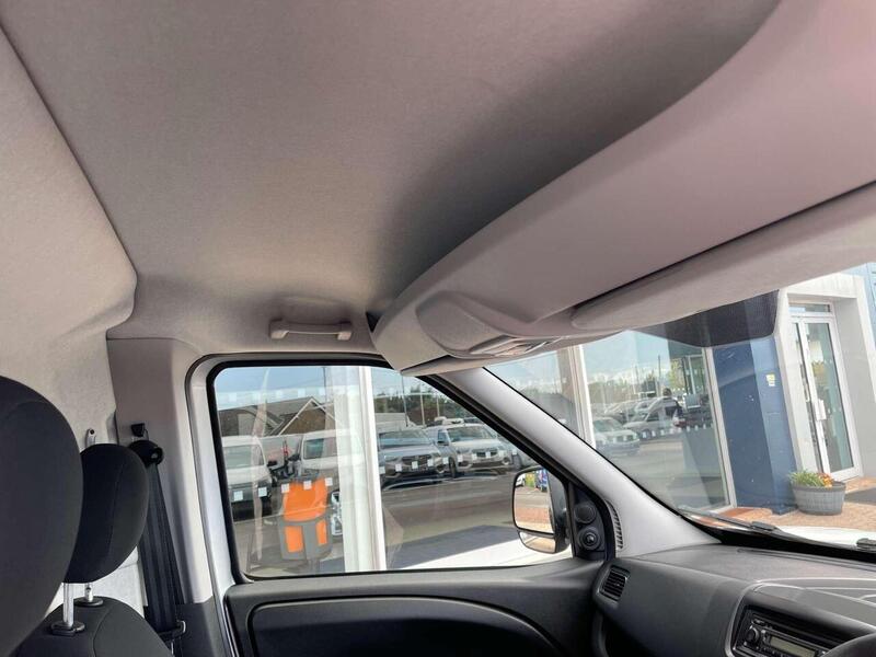 Used Vauxhall Combo 2017 for sale - 77137265: Photo 12