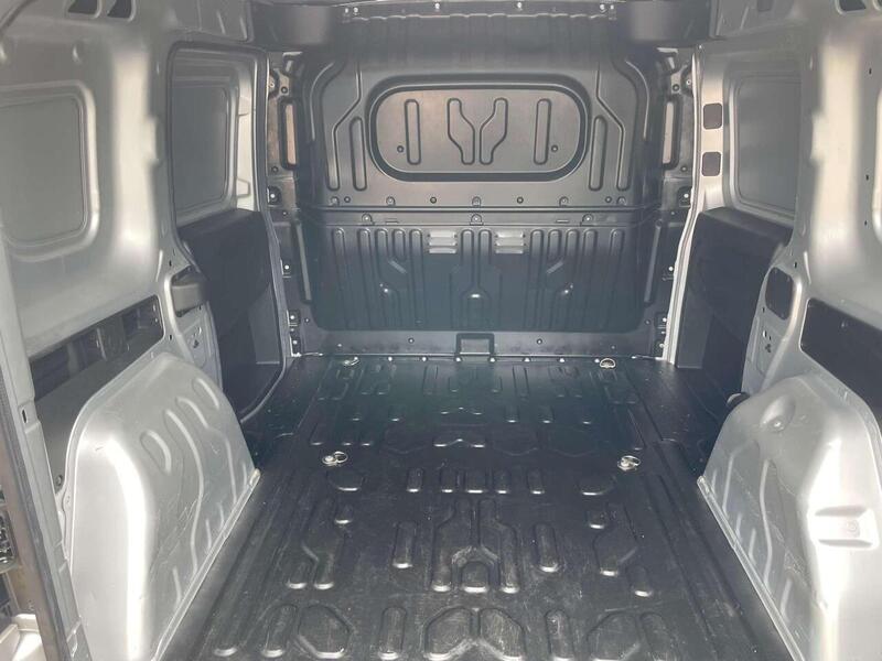 Used Vauxhall Combo 2017 for sale - 77137265: Photo 14