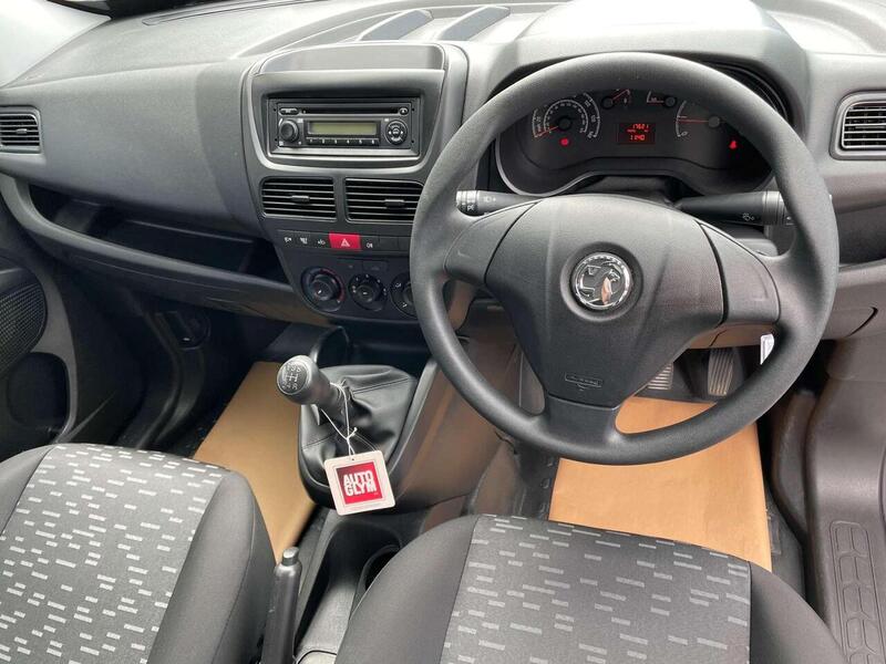 Used Vauxhall Combo 2017 for sale - 77137265: Photo 21