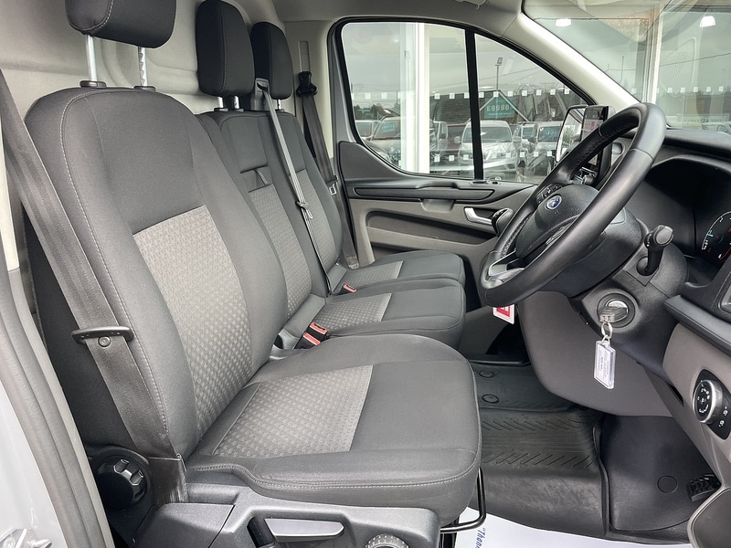 Used Ford Transit Custom 2023 for sale - 77452570: Photo 15