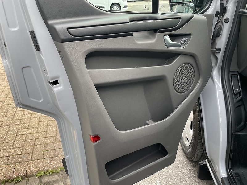Used Ford Transit Custom 2023 for sale - 77452570: Photo 25