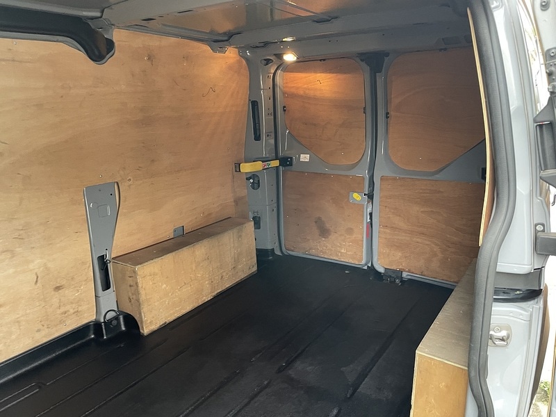 Used Ford Transit Custom 2023 for sale - 77452570: Photo 28