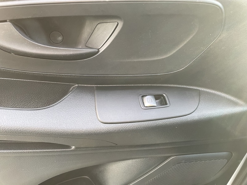 Used Mercedes-Benz Vito 2019 for sale - 77137313: Photo 17