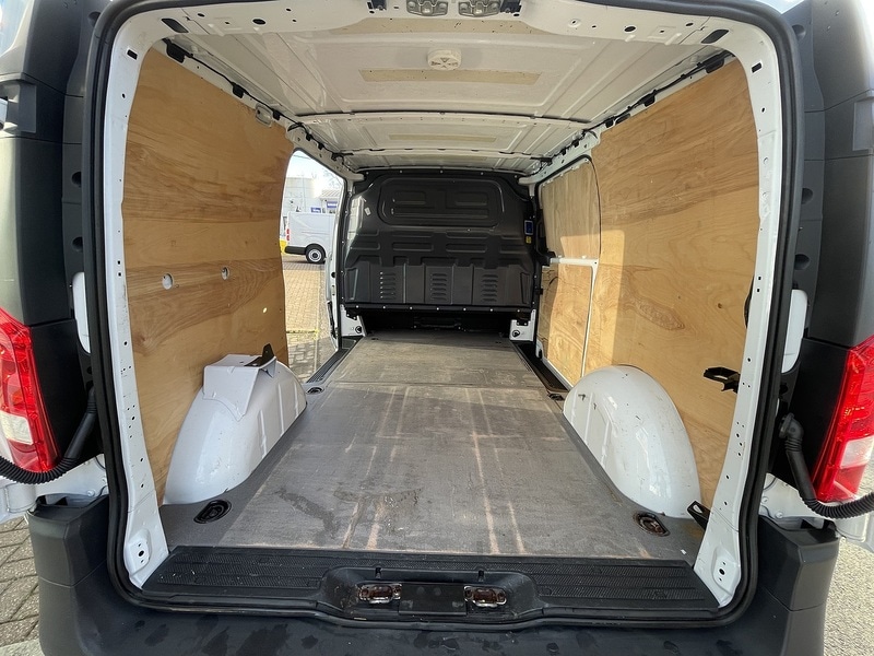 Used Mercedes-Benz Vito 2019 for sale - 77137313: Photo 23