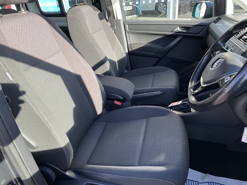 Used Volkswagen Caddy Maxi Life 2018 for sale - 77137304: Photo 15