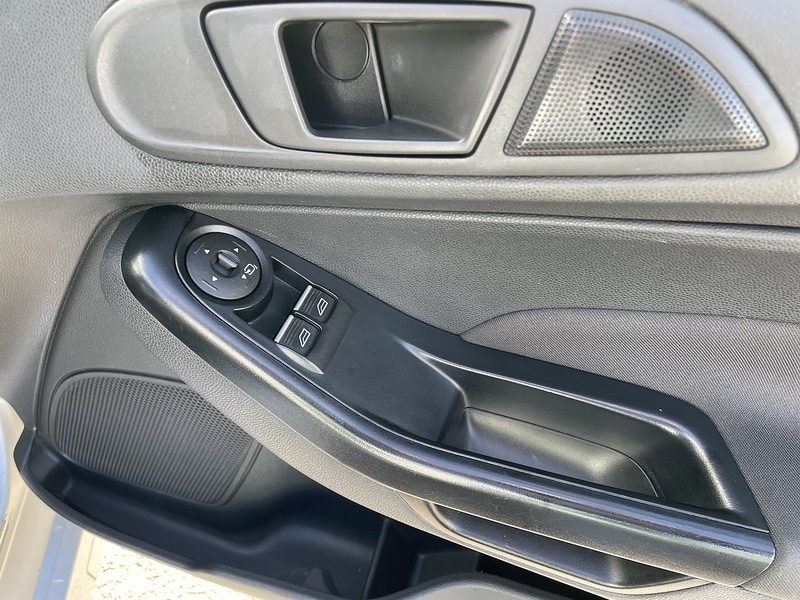 Used Ford Fiesta 2016 for sale - 77137330: Photo 19