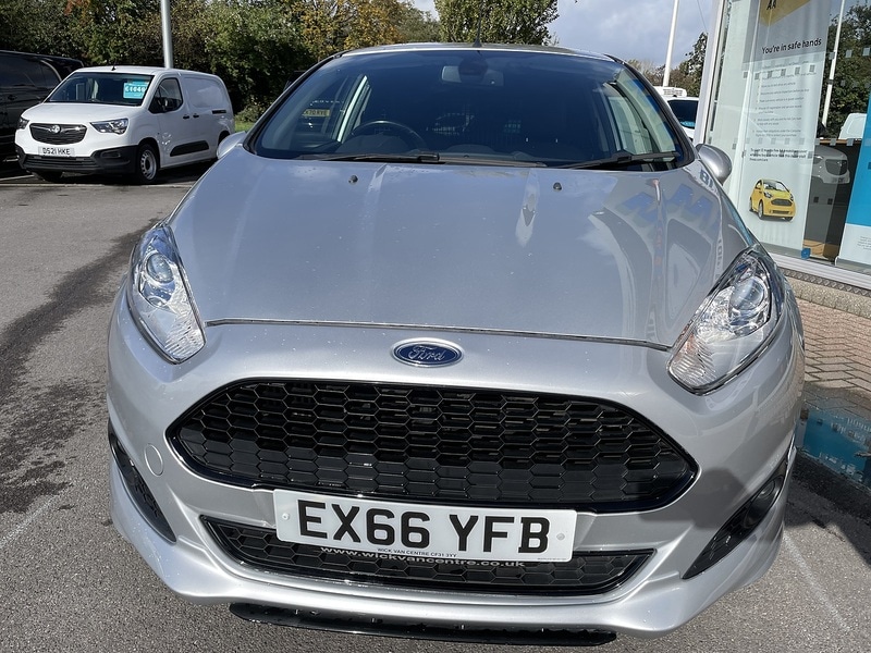 Used Ford Fiesta 2016 for sale - 77137330: Photo 3