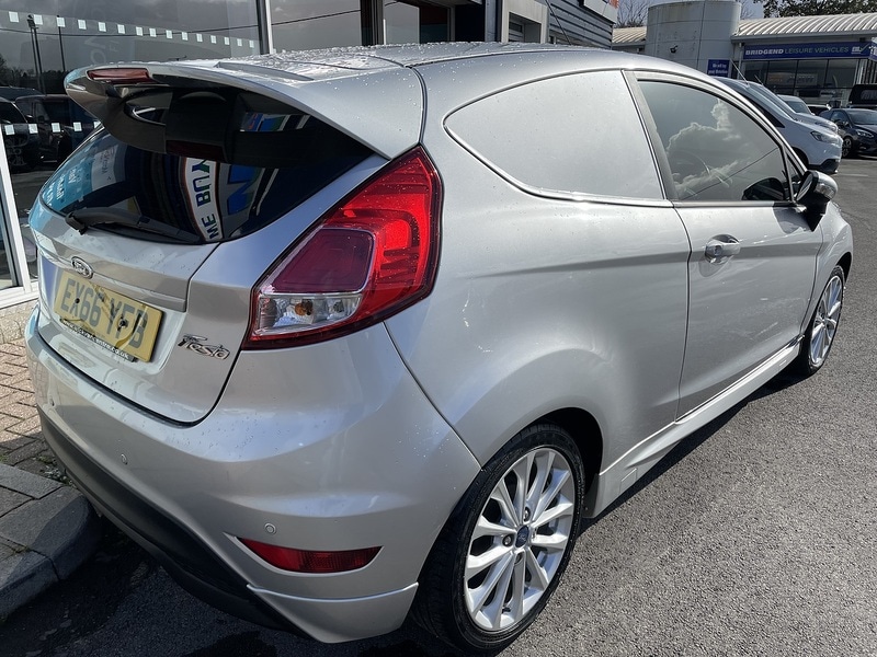 Used Ford Fiesta 2016 for sale - 77137330: Photo 8