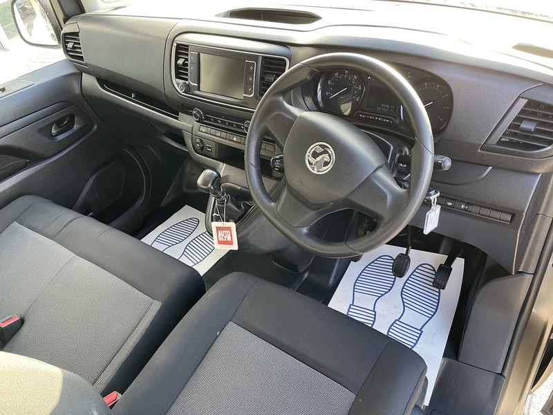 Used Vauxhall Vivaro 2023 for sale - 77137341: Photo 10