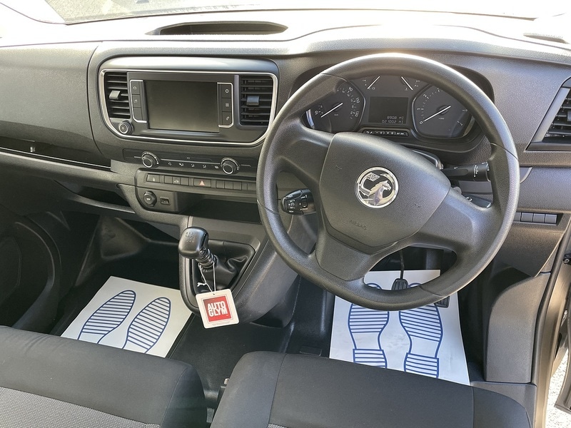 Used Vauxhall Vivaro 2023 for sale - 77137341: Photo 12