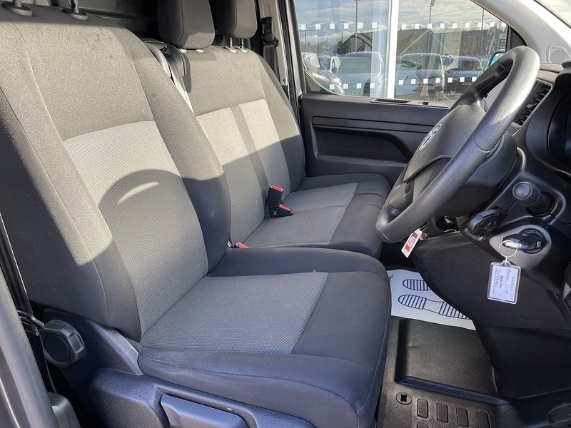 Used Vauxhall Vivaro 2023 for sale - 77137341: Photo 13