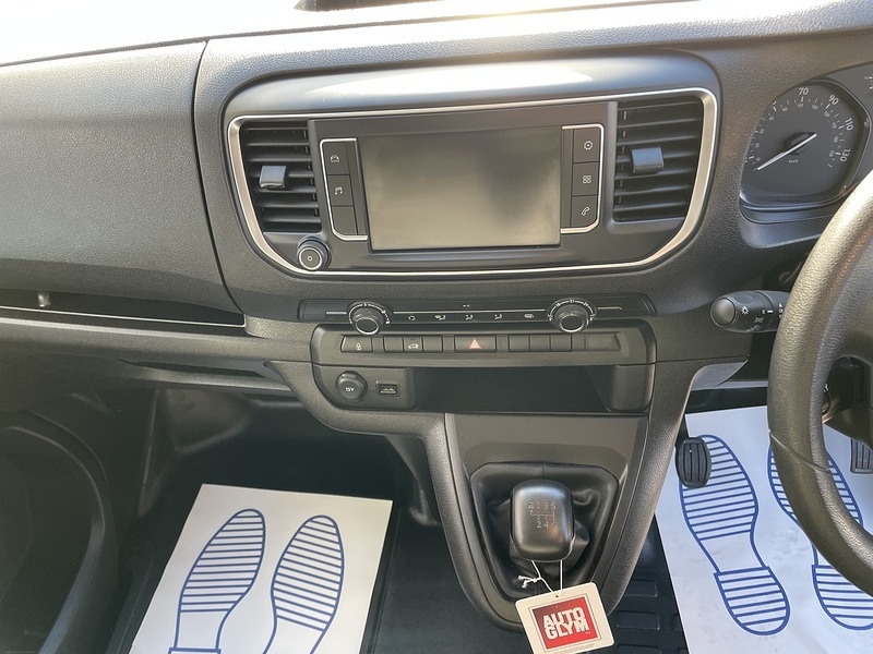 Used Vauxhall Vivaro 2023 for sale - 77137341: Photo 17