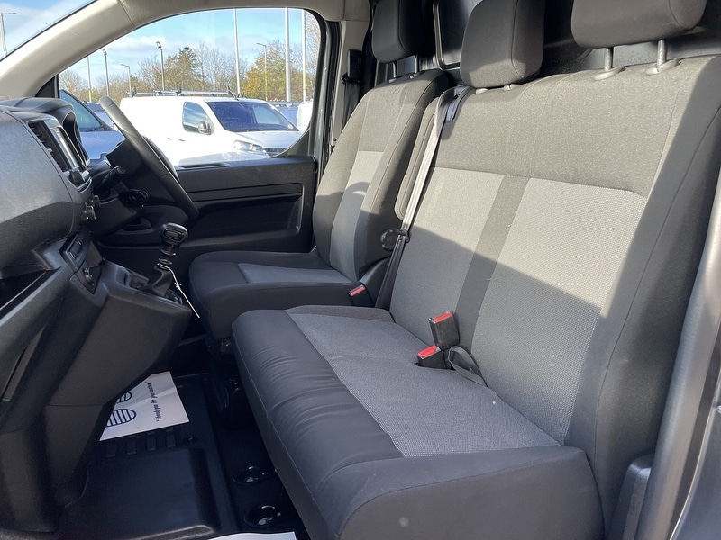 Used Vauxhall Vivaro 2023 for sale - 77137341: Photo 20