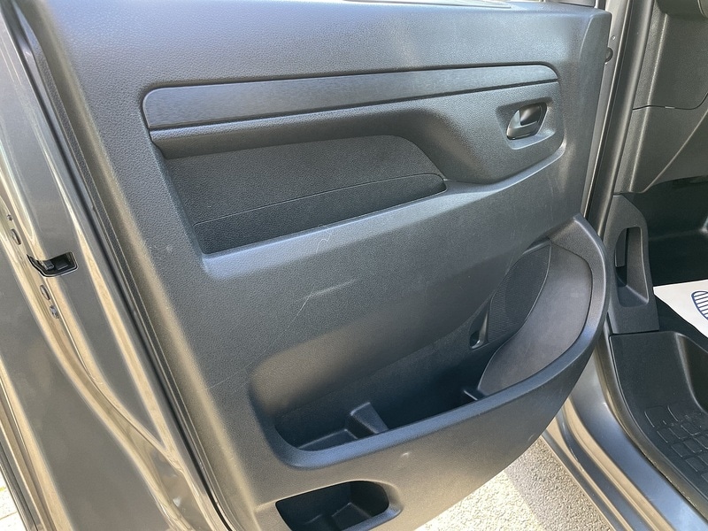 Used Vauxhall Vivaro 2023 for sale - 77137341: Photo 21