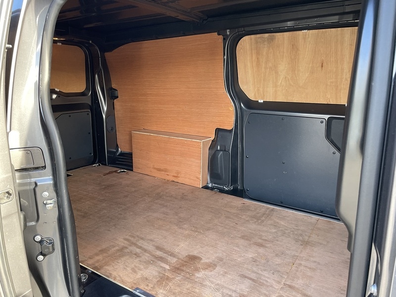 Used Vauxhall Vivaro 2023 for sale - 77137341: Photo 29