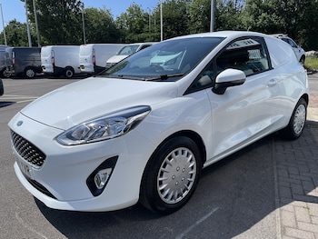 Used Ford Fiesta Van 2019 for sale - 78986421: Photo