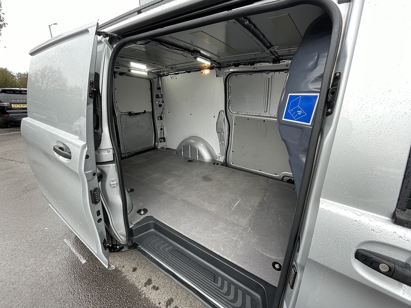 Used Mercedes-Benz Vito 2020 for sale - 77137361: Photo 29