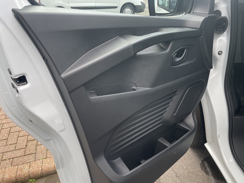 Used Renault Trafic 2022 for sale - 77137310: Photo 25