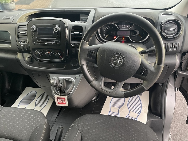 Used Vauxhall Vivaro 2016 for sale - 77137289: Photo 14