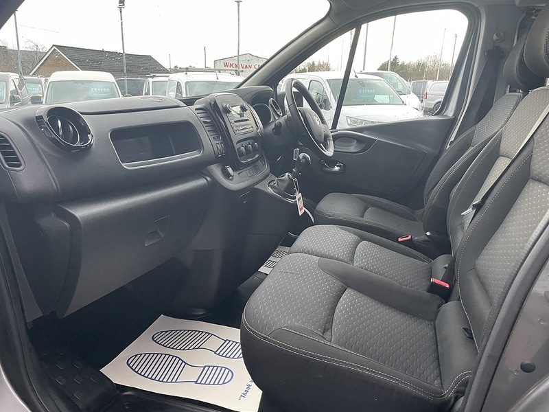Used Vauxhall Vivaro 2016 for sale - 77137289: Photo 22