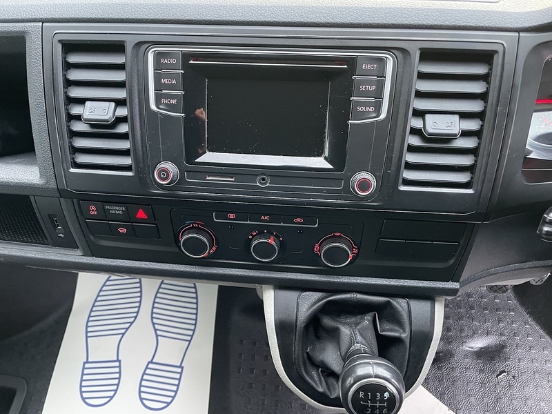 Used Volkswagen Transporter 2016 for sale - 77298312: Photo 18