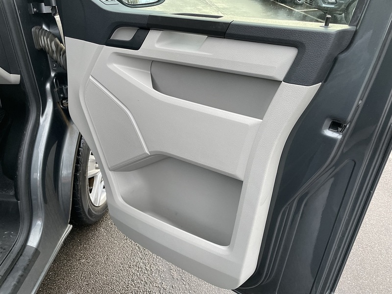 Used Volkswagen Transporter 2016 for sale - 77298312: Photo 21