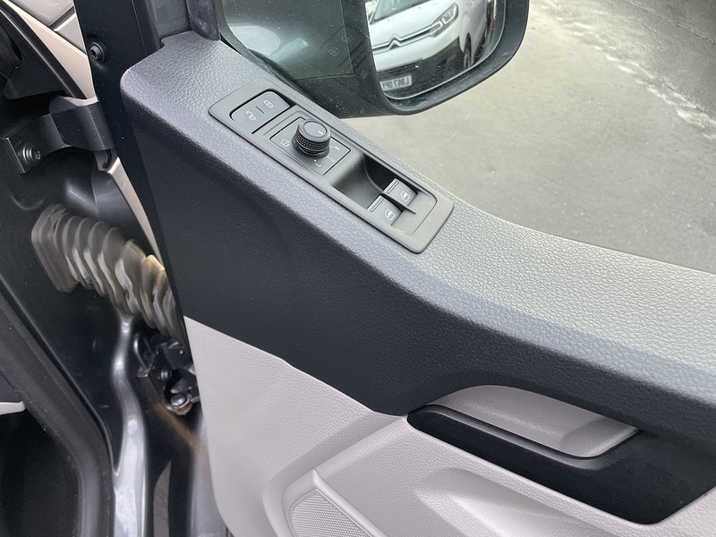 Used Volkswagen Transporter 2016 for sale - 77298312: Photo 22