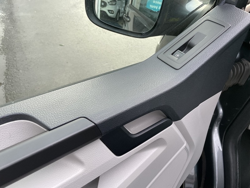 Used Volkswagen Transporter 2016 for sale - 77298312: Photo 28