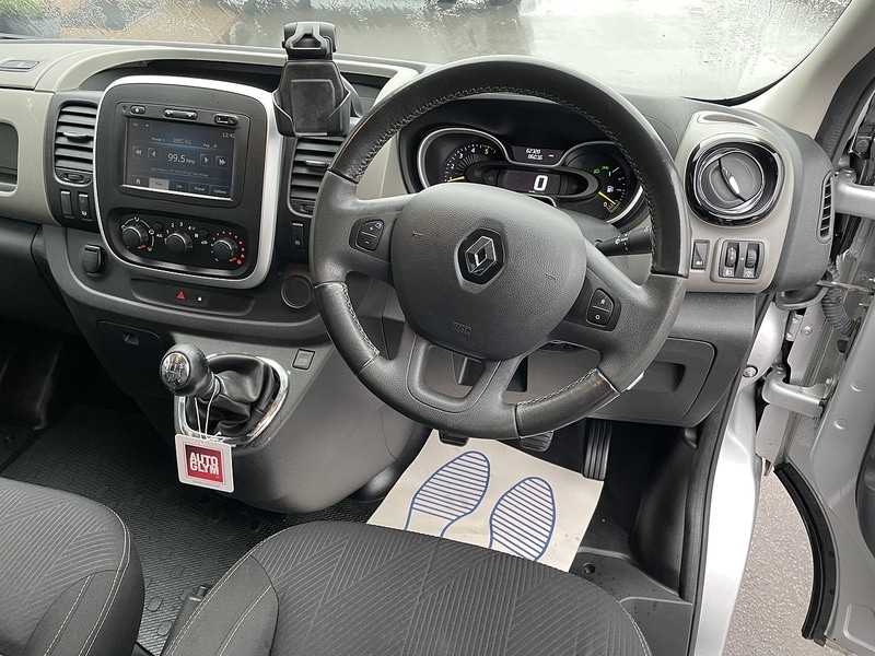 Used Renault Trafic 2015 for sale - 77137355: Photo 13