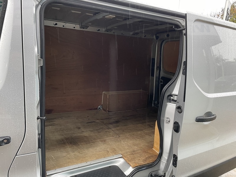 Used Renault Trafic 2015 for sale - 77137355: Photo 26