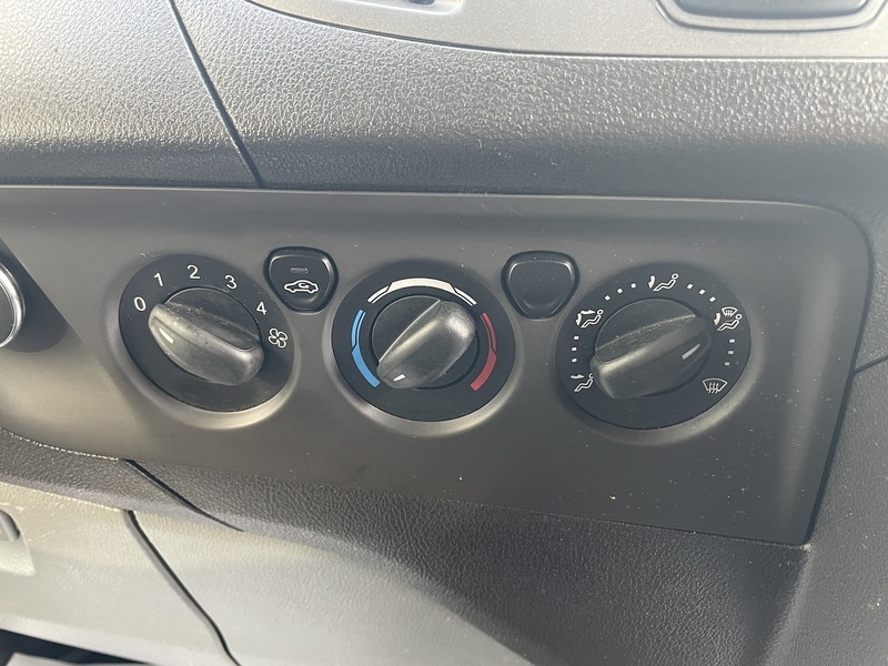 Used Ford Transit Custom 2015 for sale - 77968042: Photo 19