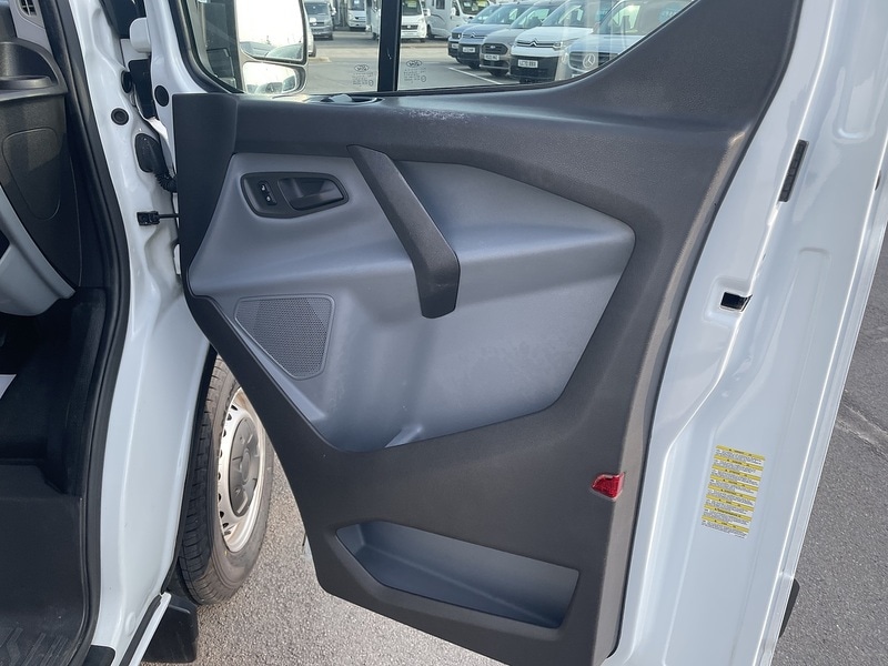 Used Ford Transit Custom 2015 for sale - 77968042: Photo 21