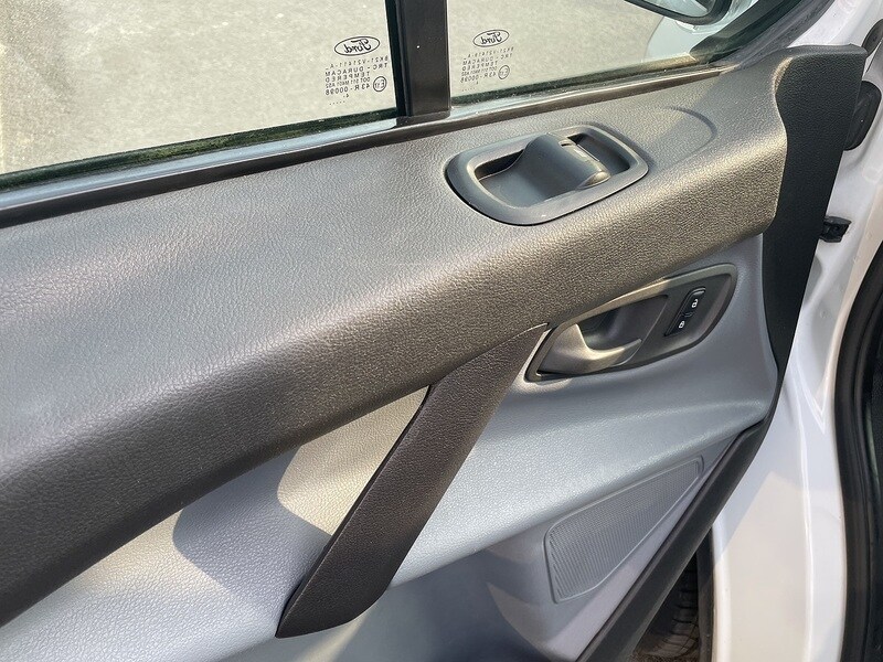 Used Ford Transit Custom 2015 for sale - 77968042: Photo 27