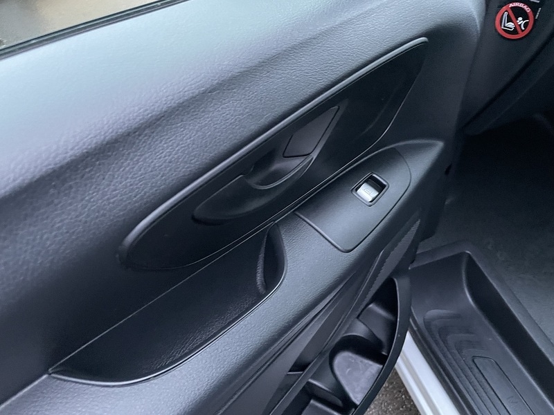 Used Mercedes-Benz Vito 2019 for sale - 77137317: Photo 25