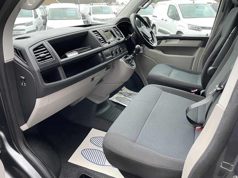 Used Volkswagen Transporter 2016 for sale - 77137305: Photo 24